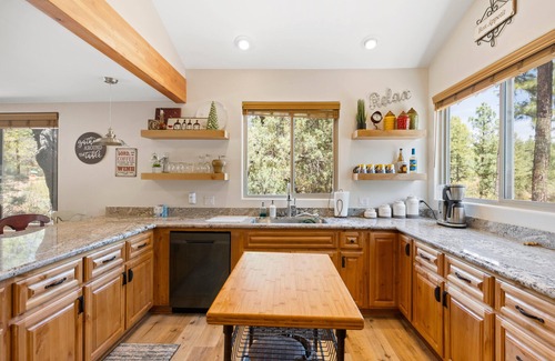 Pine Cabin | Green Elk Retreat Cabin, Cozy Cabin - large side yard with wildlife