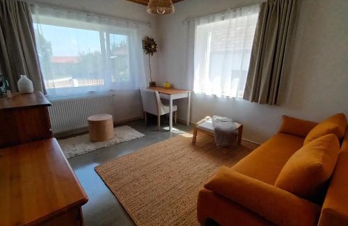 Moldovenesti House | Green Escape-Entire House