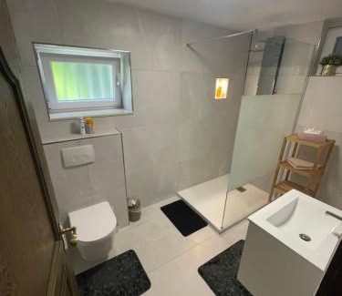 Neunkirchen Apartment | Green House