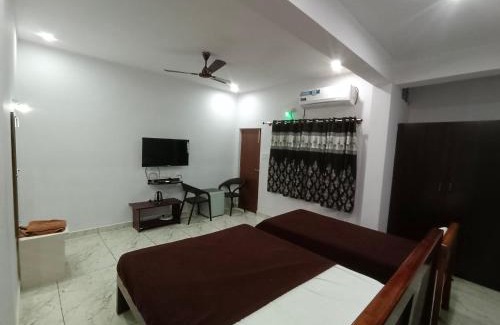 Shrirangapattana Resort | Green island nature resort with swimming pool