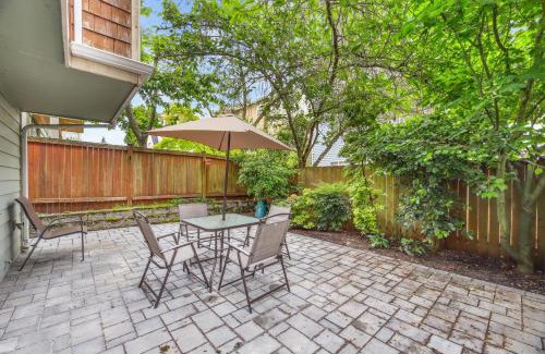 Licton Springs House | Green Lake Remodelled home with AC garage yard