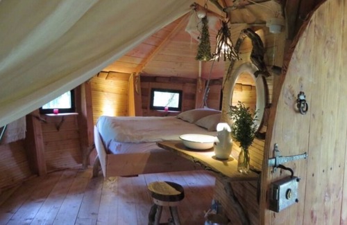 Nans-sous-Sainte-Anne Cabin | Green, magical, unusual, cozy accommodation for lovers