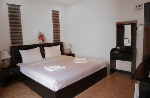 Nanai Road Hotel | Green Mango Guesthouse