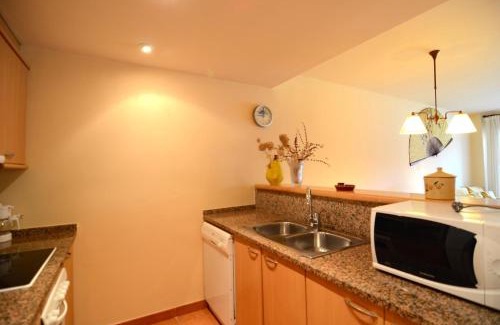 Pals Apartment | GREEN MAR F 202