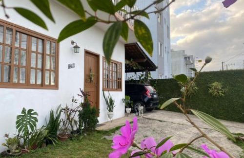 Joinville House | Green Refuge Next to Expoville