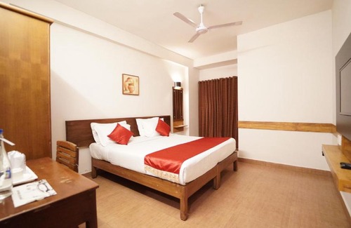 Nullatanni Hotel | Green Ridge Munnar