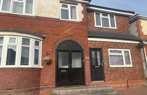 Cradley House | Green Road Haven - Cozy Retreat in Dudley