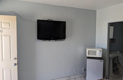 Victorville Hotel | Green spot motel