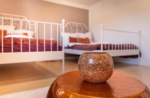 Weibern Apartment | Green Valley Lounge Apartment