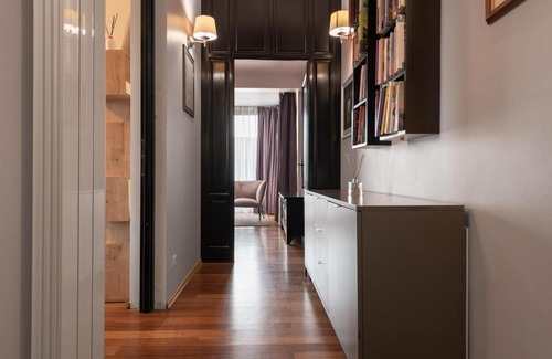 Cluj-Napoca House | Green Villa by the Lake