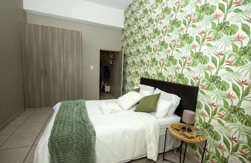 Greater Johannesburg Metropolitan Area Apartment | GreenGrow Apt. with view