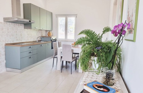 Isola di Capo Rizzuto House | GreenHouse|Fenced and air-conditioned detached villa surrounded by greenery