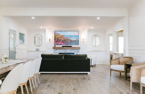 Boothbay Harbor Hotel | Greenleaf Inn 3 - Gorgeously Renovated King Suite, Large Bath, Balcony, Harbor Views!