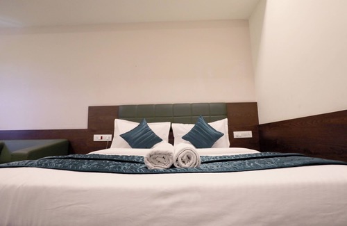 Surat Hotel | Greenotel Rooms, Hazira, Surat