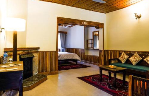 Kalam Hotel | Greens By Roomy, Kalam