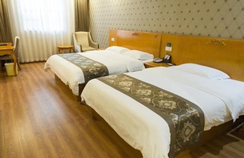 Xiangzhou District Hotel | GreenTree Inn Zhuhai Mingzhu Station Express Hotel