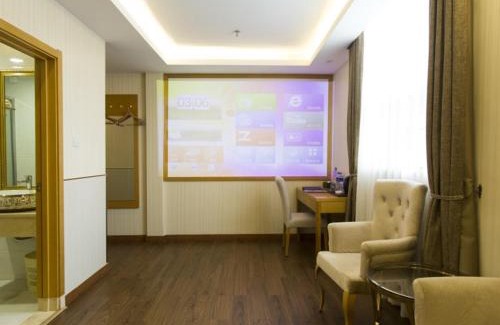 Xiangzhou District Hotel | GreenTree Inn Zhuhai Mingzhu Station Express Hotel