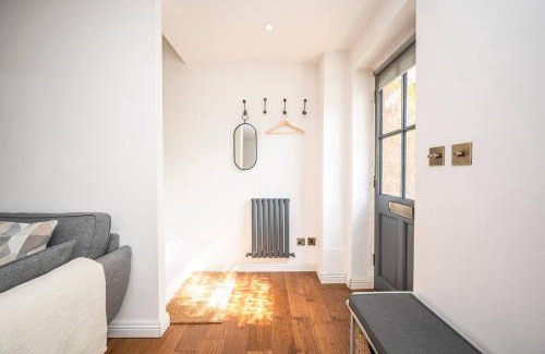 Eltham West House | Greenwich House 10 mins to O2 - Free Parking Pass the Keys