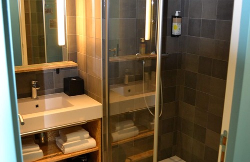 Pace Hotel | Greet Hotel Rennes Pace