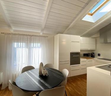 San Pietro in Casale Apartment | Grenier Blanc2 Elegante Mansarda