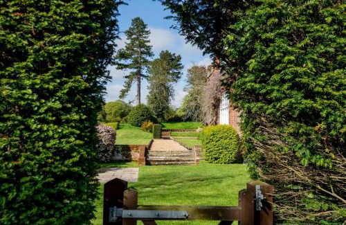 Aldborough House | Gresham Hall - Norfolk Cottage Agency