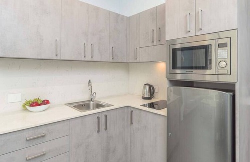 Duhur ash Shuwayr Apartment | Grey 303: Modern 2-Bedroom Apartment in Awkar