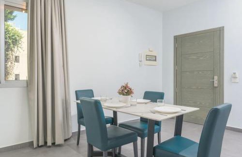 Duhur ash Shuwayr Apartment | Grey - Elegant Apartments in Awkar