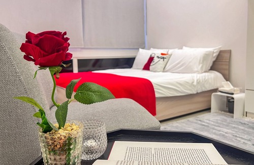 Gemmayzeh House | Grey