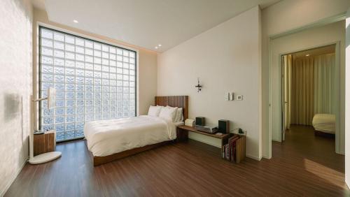 Gyeongju Villa | Grey Sunset Poolviila