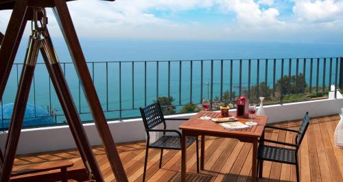 Namhae House | Grid 1398