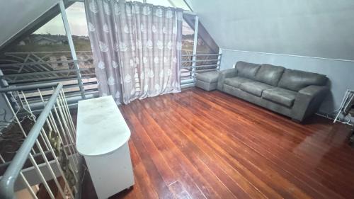 Lelydorp Villa | Griffith Home