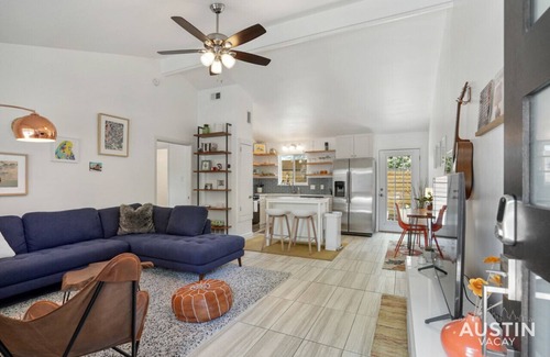 North University Apartment | Griffith St #1 xxxxx