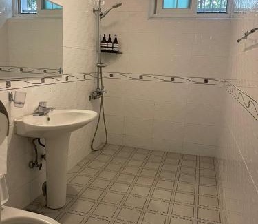 Wagol House | Grim Garden Guesthouse