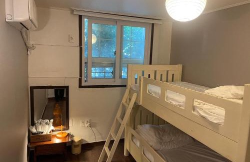 Wagol House | Grim Garden Guesthouse