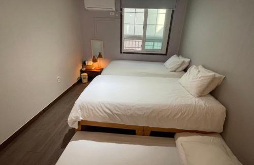 Wagol House | Grim Garden Guesthouse