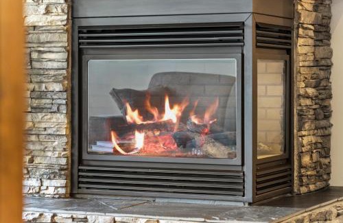 East Kootenay Apartment | Grizzly Springs, Outdoor Pool, Hot Tub, Fireplace