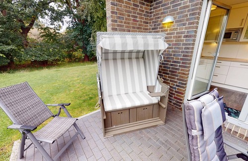 Pelzerhaken House | Großes 8-personen Ferienhaus und Hund mit Kamin, Sauna und Garten in Strandnähe