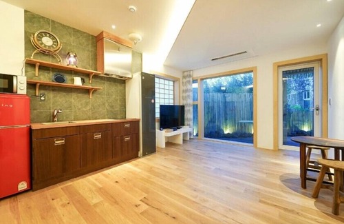 Sibang-ri House | Groove-in Cafe Pension