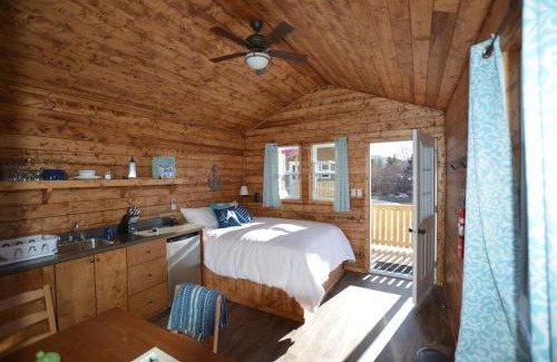 Rocky Harbour House | Gros Morne Tiny Chalets