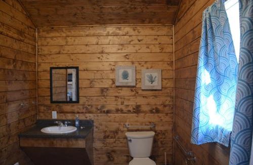 Rocky Harbour House | Gros Morne Tiny Chalets