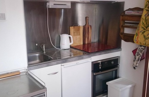 Les Issambres Apartment | Ground Floor Apartment With Sea Views and Garden + Swimming Pool