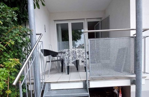 Moos Apartment | Ground floor apartment Harbor Apartment Höri 50m from the lake at the marina Moos b. Radolfzell