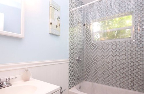 West Avenue Hotel | Groups Galore! Bachelor & Bachelorette Parties! Two Hotel-Apts that Sleep 22!