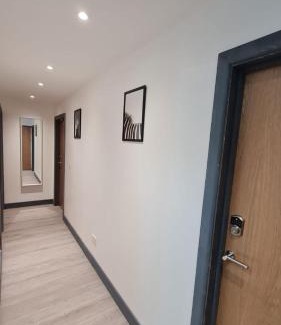 Walworth Hotel | Grove Inn