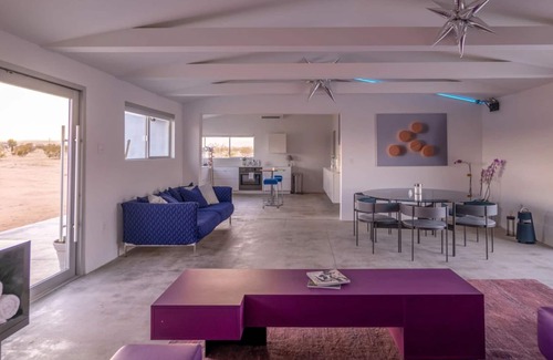 Landers House | Grow House by Fieldtrip | Remote Lux | 100ft Pool