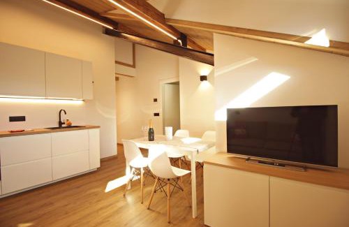 Castello-Molina di Fiemme Apartment | Guest House Dezulian