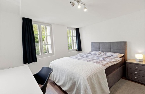 Hoengg Hotel | GUEST HOUSE HERMES Contactless Self Checkin