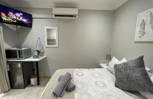 Ballito House | Guest house on Gillian Unit 4