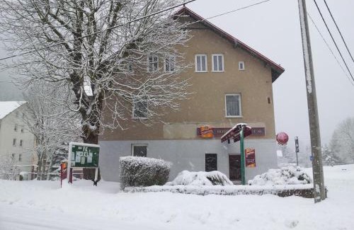 Merklin House | Guest House Pod Lesem Merklín