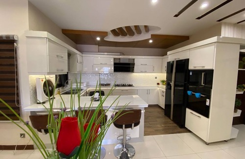 Karachi Apartment | Guest House & Rooms Apartment.